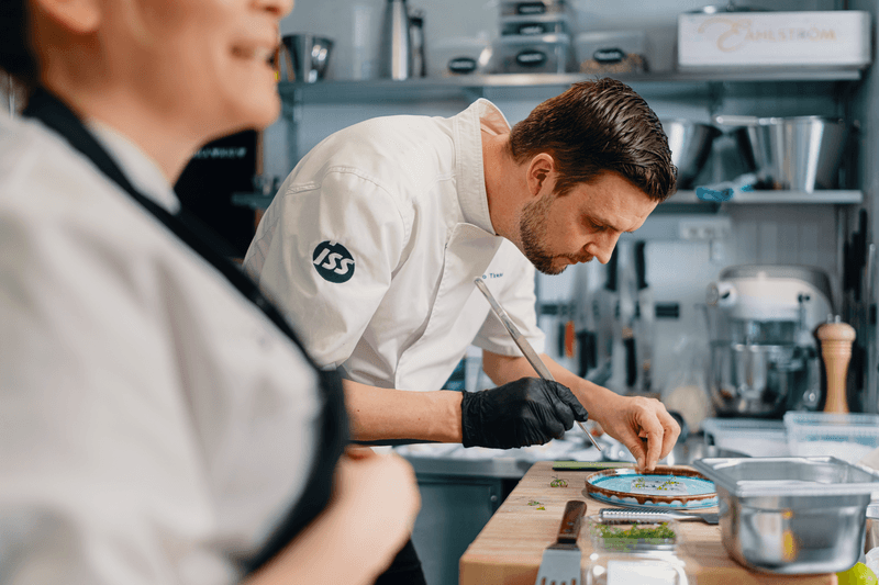 FI_2022_Food services_Restaurant MAD_01