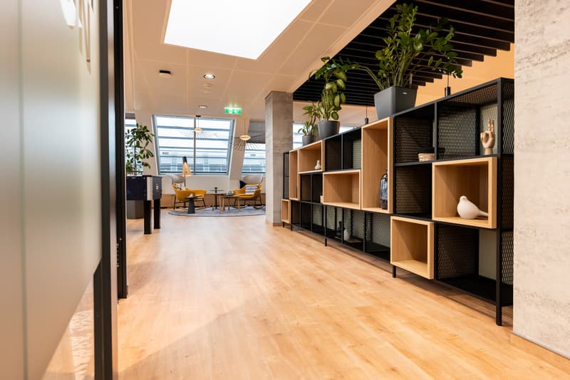 AT_workplace-theplace-A1070919
