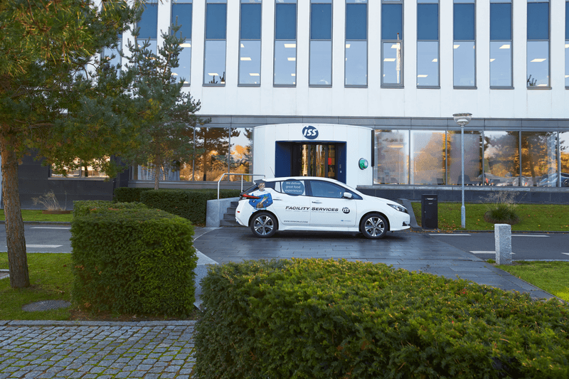 HQ_Electric car & Buddinge building_1018 (2)