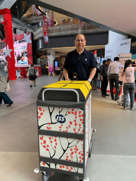 People - Simon David - Singapore