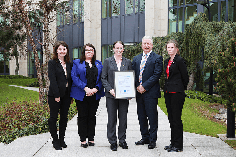 lisa-hughes-team
