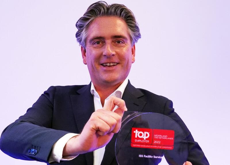 20210119 ISSNL - ISS wint Top Employer Award crop