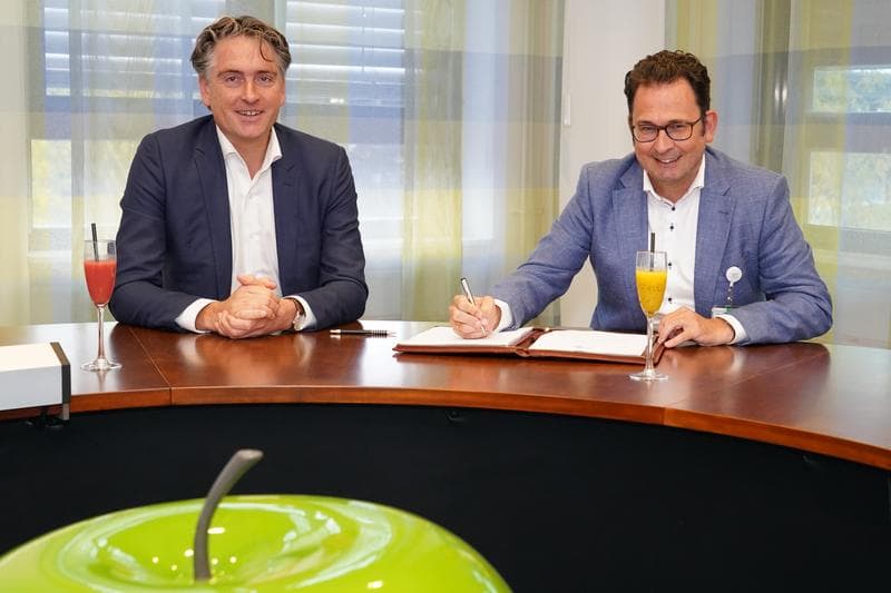 ISSNL - Ondertekening contract ZGV - Arjen Hakbijl 20211012