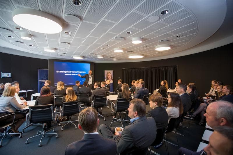 HQ_2015_Management Trainee Programme_062015 (7)